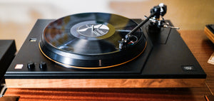 MoFi Masterdeck Turntable